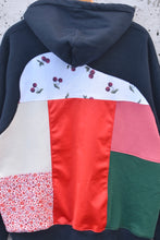 Load image into Gallery viewer, FREE PALESTINE (XL) 100% will be donated to Gaza relief