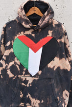 Load image into Gallery viewer, FREE PALESTINE (M/L) 100% will be donated.
