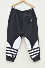 Load image into Gallery viewer, BREAK THE CYCLE (XL)
