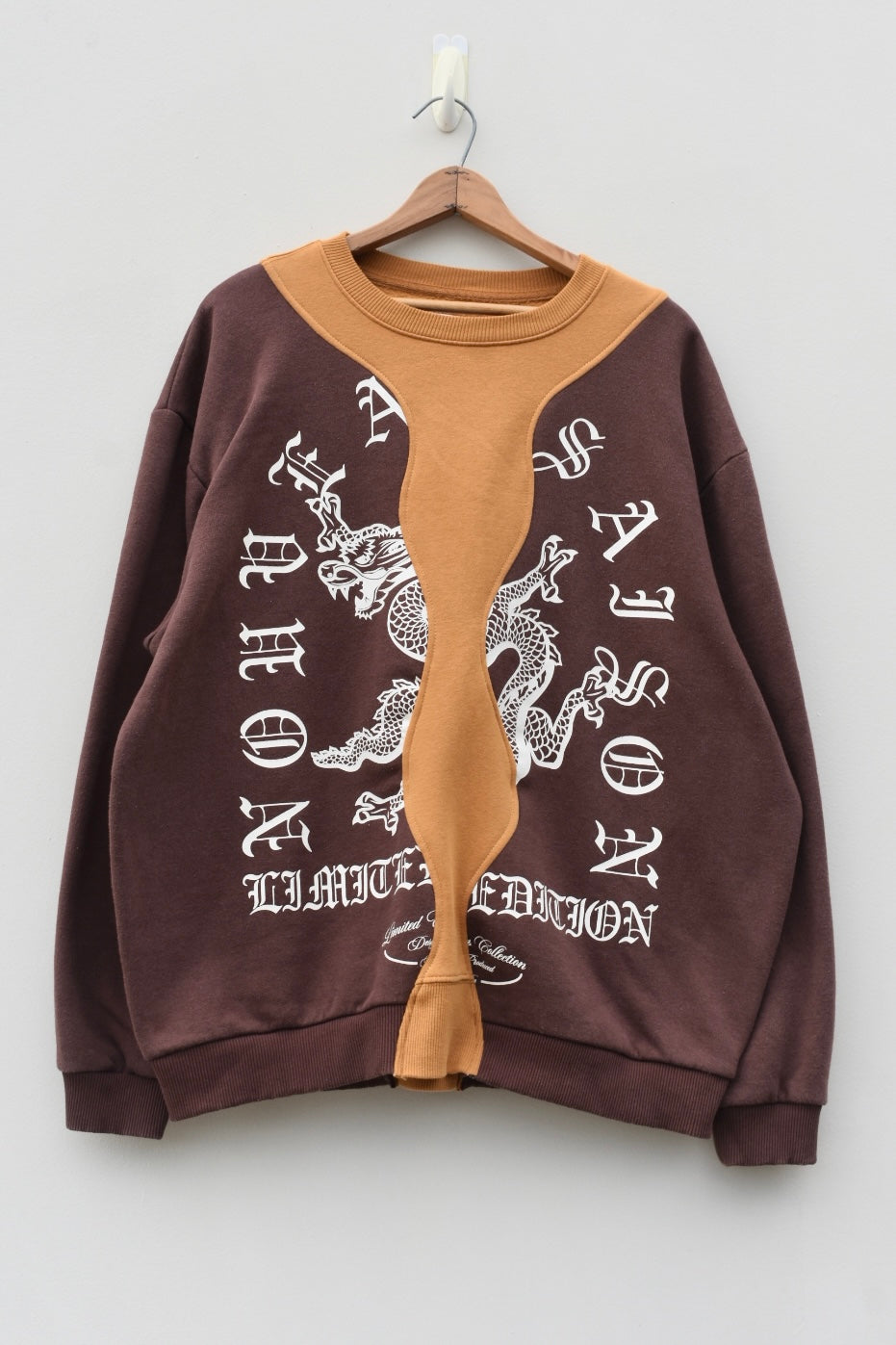 BLACKMAIL BEHAVIOR (L)