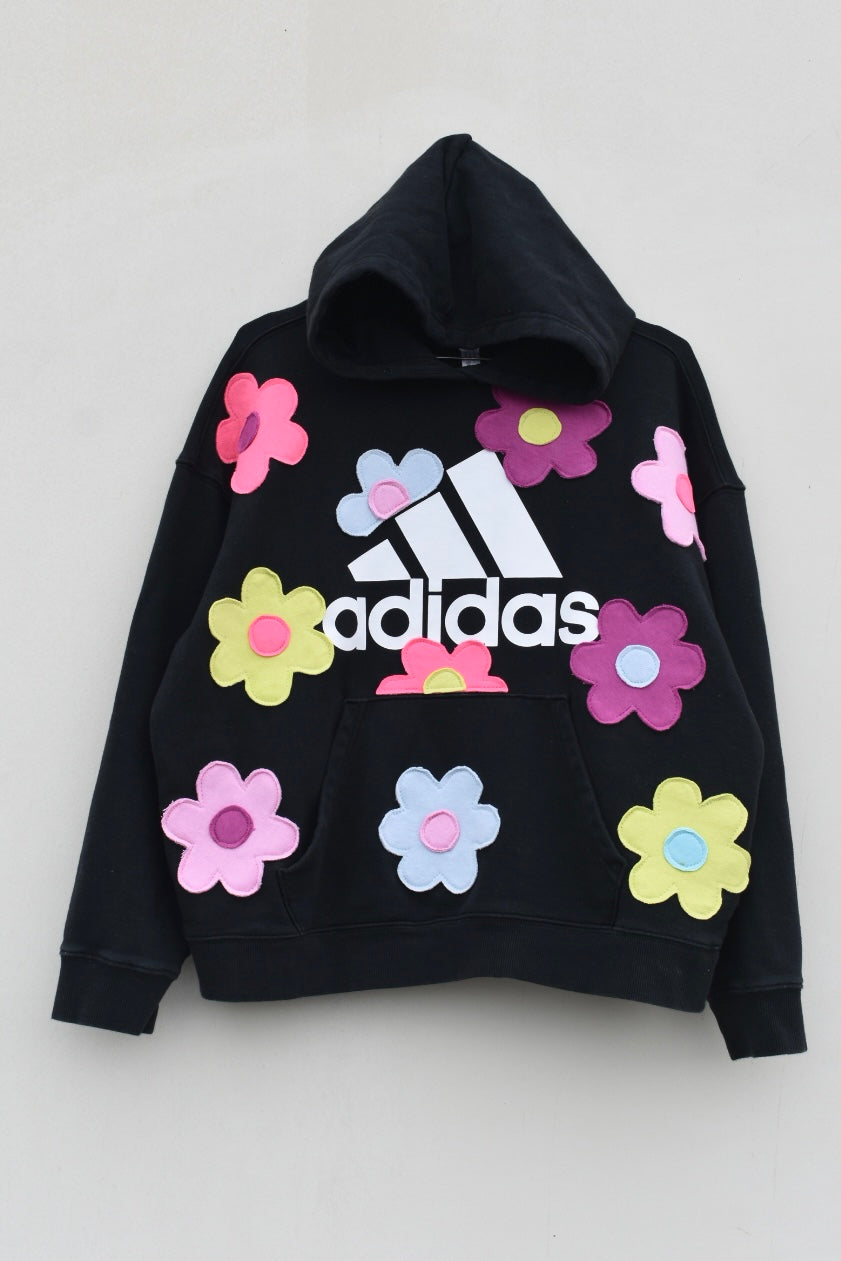 THE SECRET IS OUT (M)