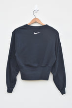 Load image into Gallery viewer, SNEAKER HEAD (XS)
