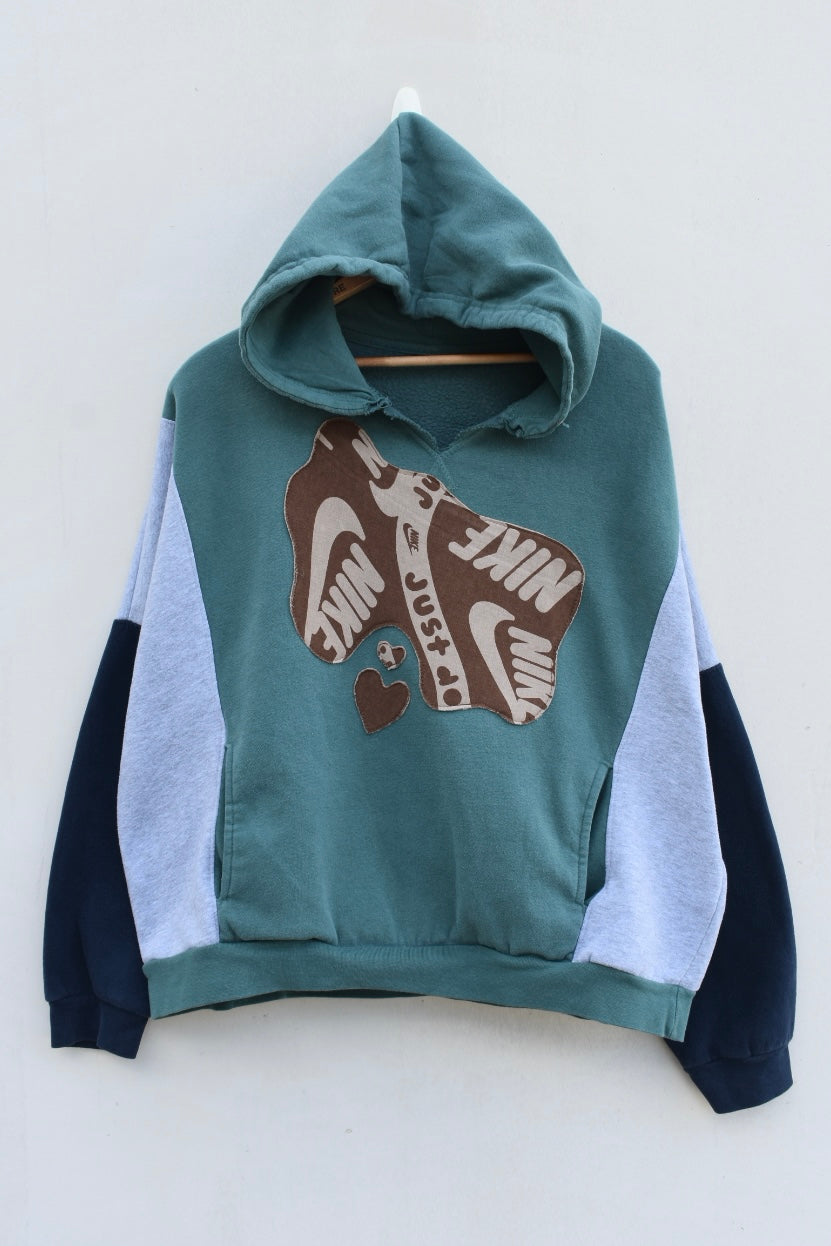 NEW GENRE (XL)