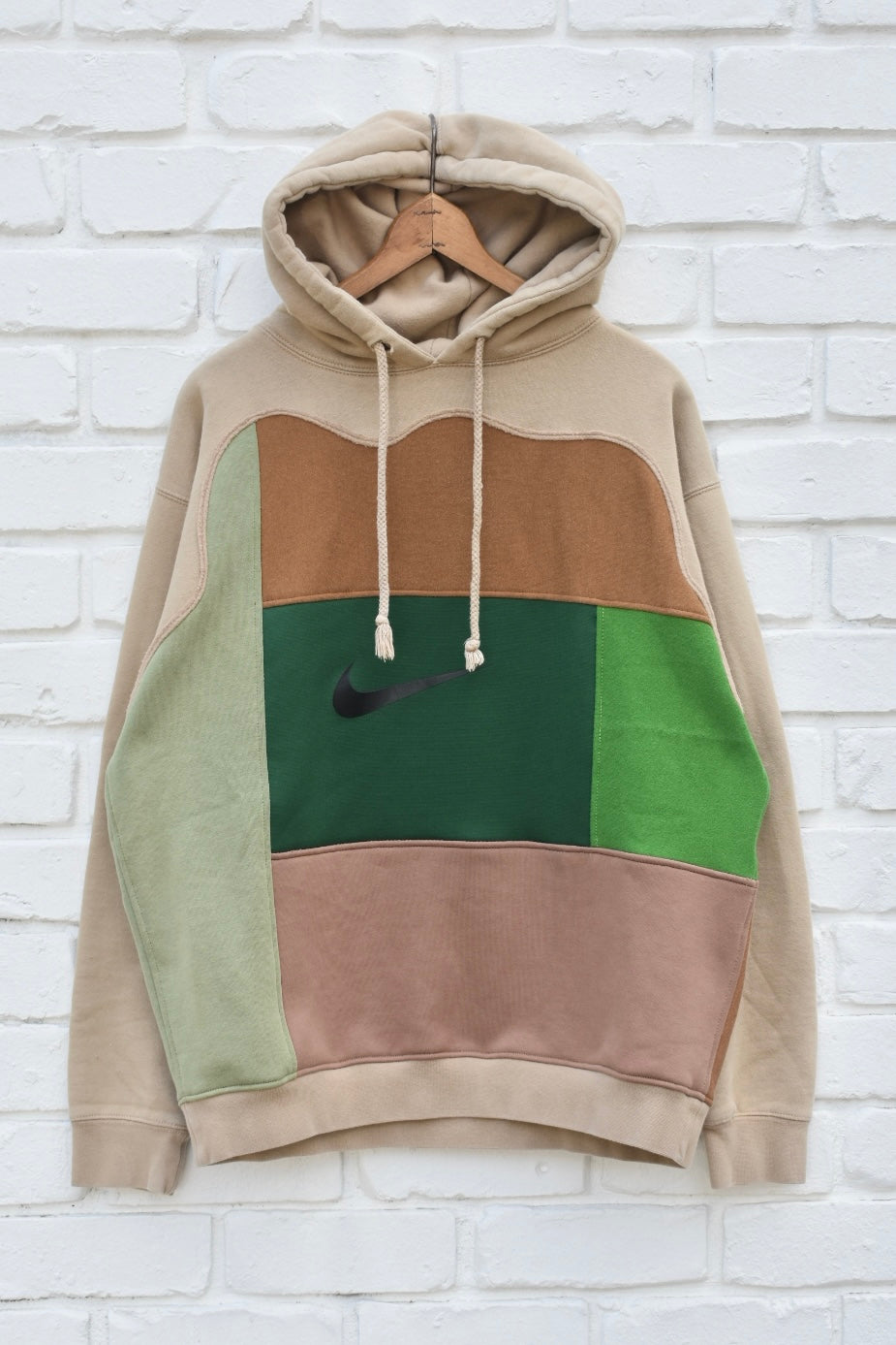 FEELING GROUNDED (M)