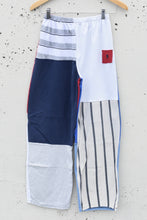 Load image into Gallery viewer, WALK ON THE BEACH (S)
