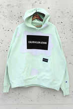 Load image into Gallery viewer, NEEDED A FACELIFT (2XL)
