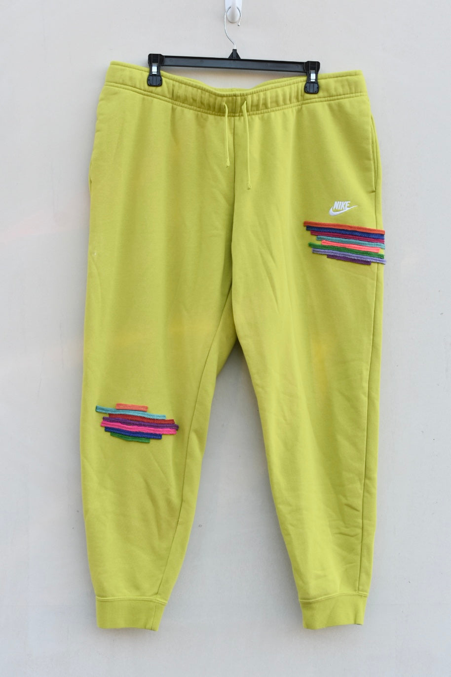 ALL YOU NEED IS LOVE (XL)