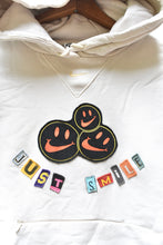 Load image into Gallery viewer, PEARLY WHITES (L)
