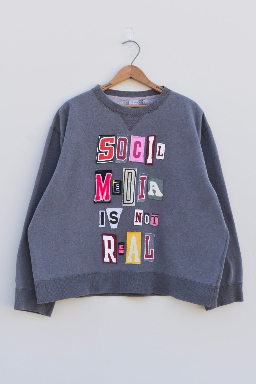 FAKER THAN FAKE (XL)