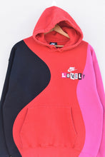 Load image into Gallery viewer, LOVELY (M)
