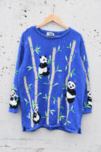 Load image into Gallery viewer, Vintage Panda Sweater (L/XL)
