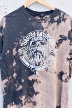Load image into Gallery viewer, DISTRESSED TEE (L)
