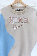 Load image into Gallery viewer, BE THE CHANGE (L)
