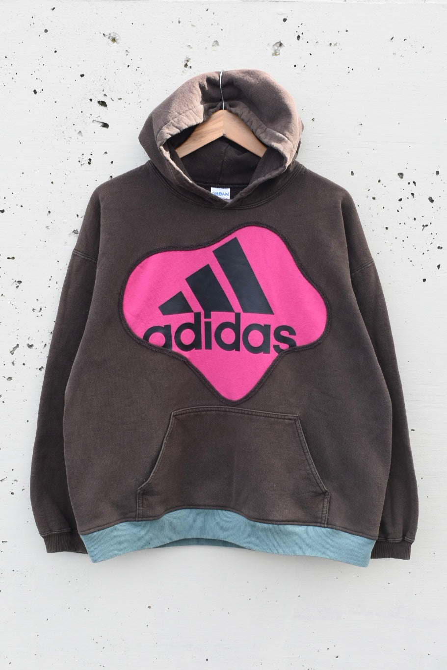 DESERVES THE BEST (L)