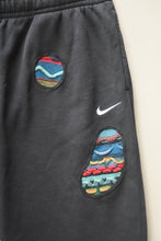 Load image into Gallery viewer, BACK ON THE CASE (2XL)
