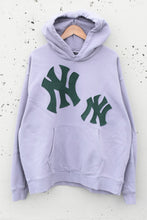 Load image into Gallery viewer, BACK IN STYLE (2XL)
