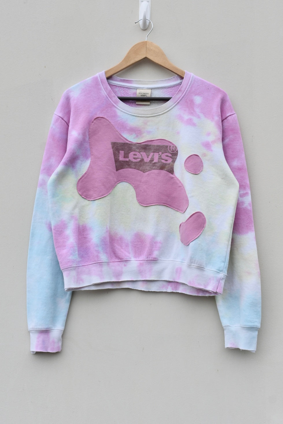 CHALLENGE ACCEPTED (M)