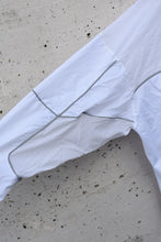Load image into Gallery viewer, Nike Air Jordan Lightweight Wind Breaker(XL)
