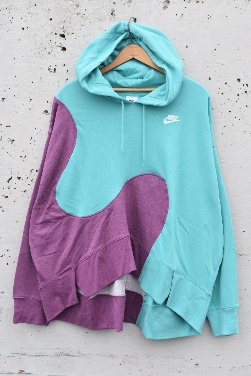 FIRST IMPRESSIONS (wXXXL)