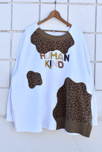 Load image into Gallery viewer, HUMAN KIND (w XXL/XXXL)
