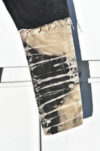 Load image into Gallery viewer, DON’T LET THEM KNOW
