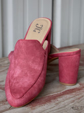 Load image into Gallery viewer, Pink Suede Mule Heel
