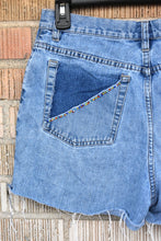 Load image into Gallery viewer, ARCHIVED SHORT
