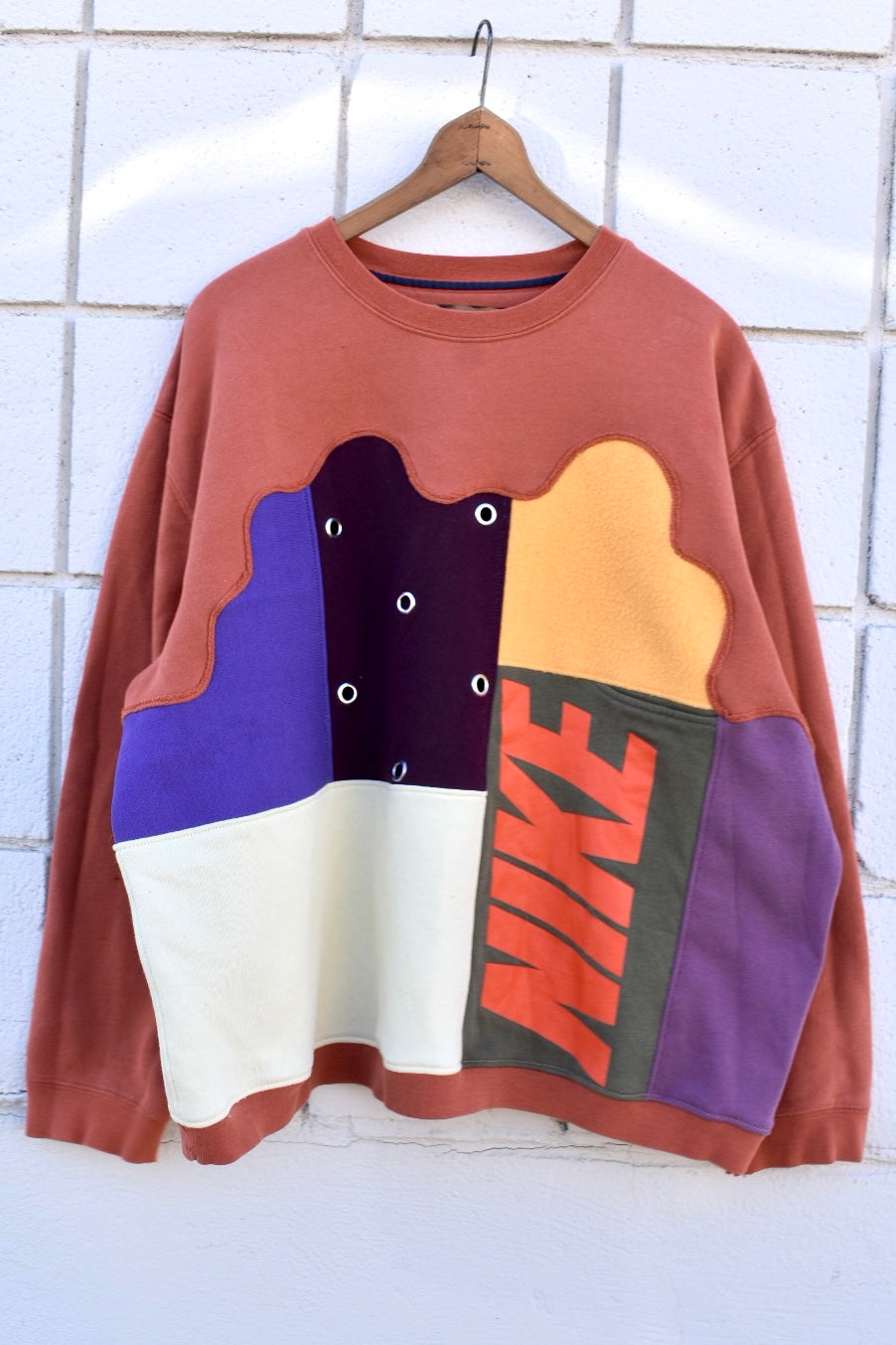 DON’T LET THE OTHERS KNOW (L/XL)