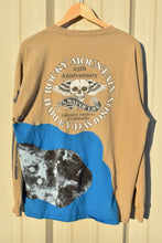 Load image into Gallery viewer, AM I GETTING CLOSE? (L)
