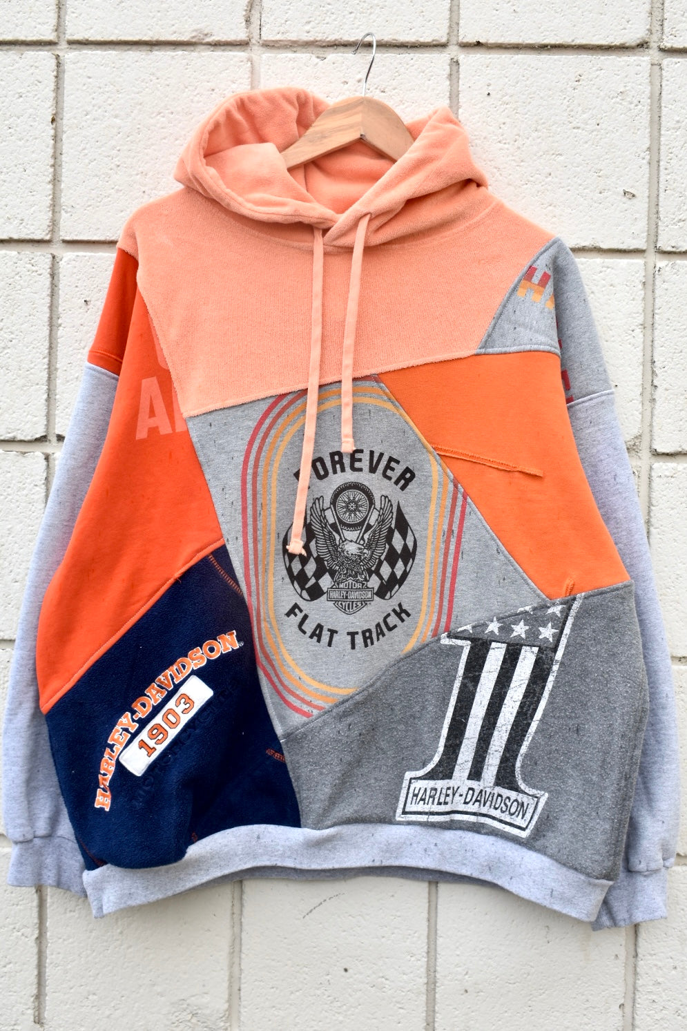 CONSTANT MOTION (XL)