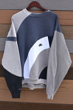 Load image into Gallery viewer, DAMN CLOSE
