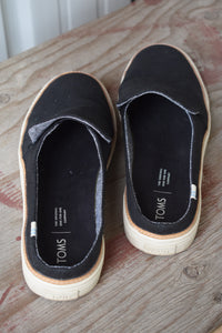 TOMS Black Mule Sneaker