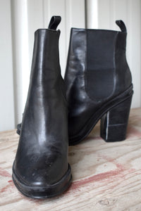 ALDO Chelsea Heeled Boots