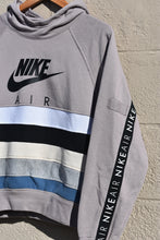 Load image into Gallery viewer, DIDN’T SEE THAT COMING
