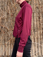 Load image into Gallery viewer, TURTLENECK TURNED LESS MODIST
