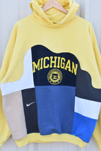 Load image into Gallery viewer, U OF MICHIGAN (XL)
