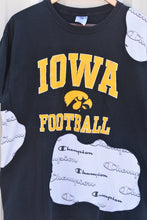 Load image into Gallery viewer, UNIVERSITY OF IOWA (L)
