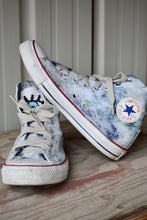 Load image into Gallery viewer, Custom Sneakers
