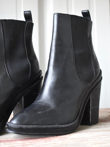ALDO Chelsea Heeled Boots