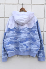 Load image into Gallery viewer, CATCHING LOOKS (w XL)
